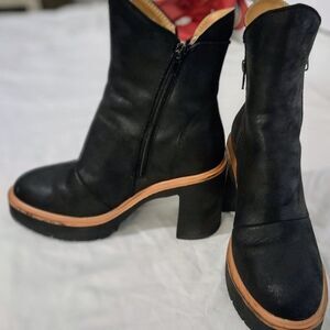 Oasis Society California Lug Heeled Ankle Boots